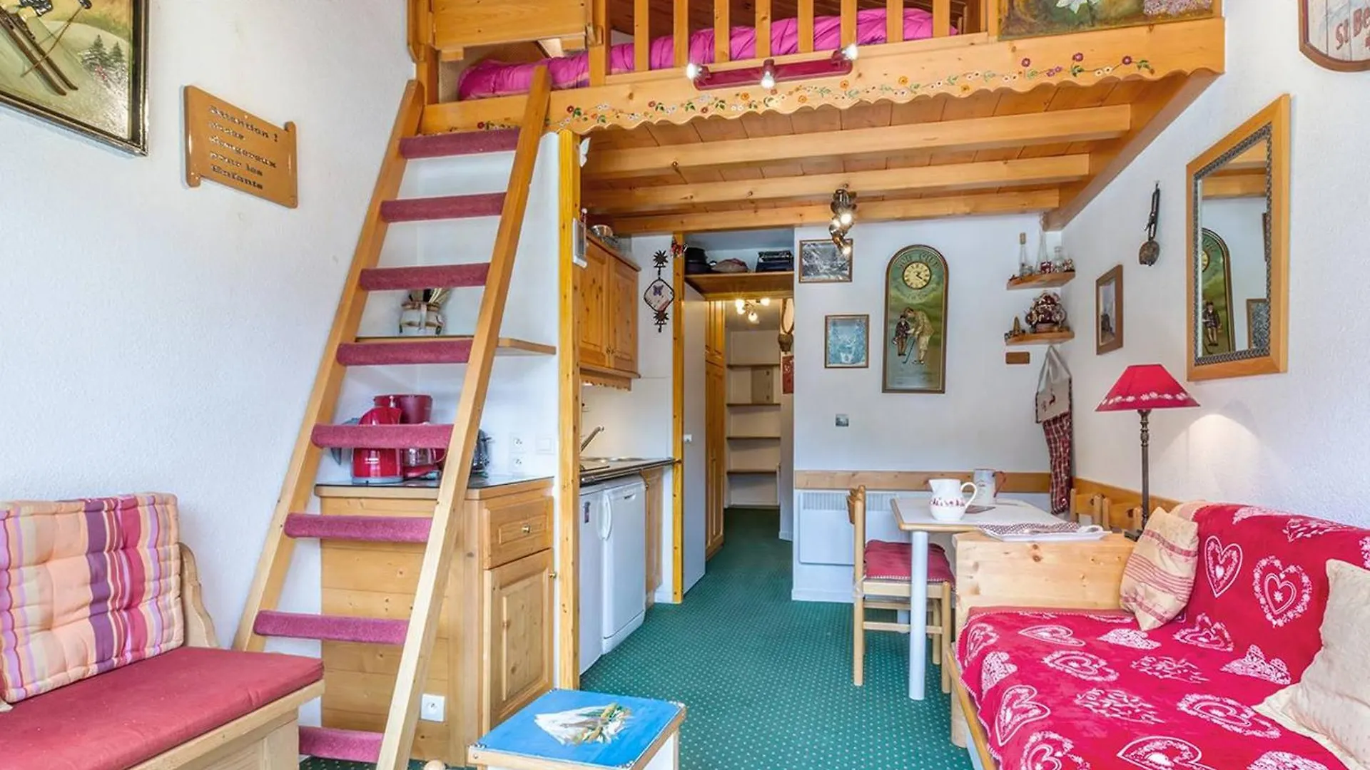 Appartement 1 Ch. Confortable Avec Balcon Et Casier A Skis A Meribel - Fr-1-355-45