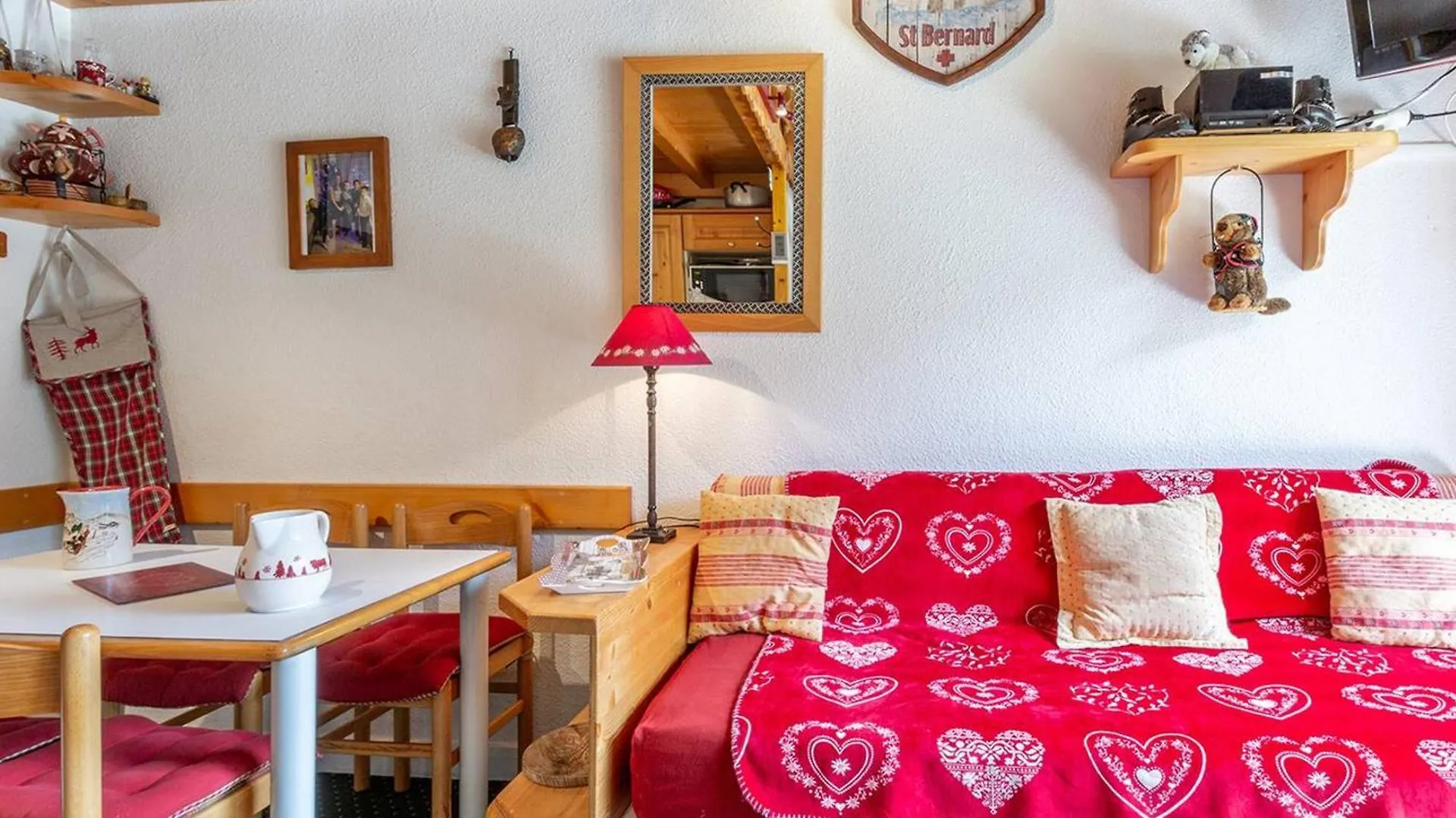 Apartment Appartement 1 Ch. Confortable Avec Balcon Et Casier A Skis A Meribel - Fr-1-355-45